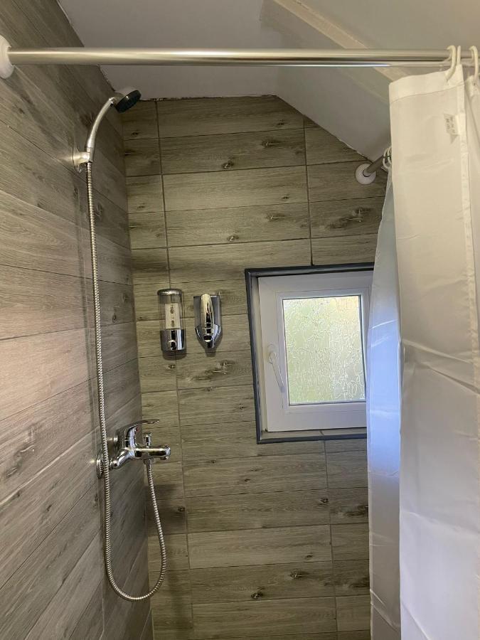 Apartmani Marija Zemun Zemun Polje Екстер'єр фото