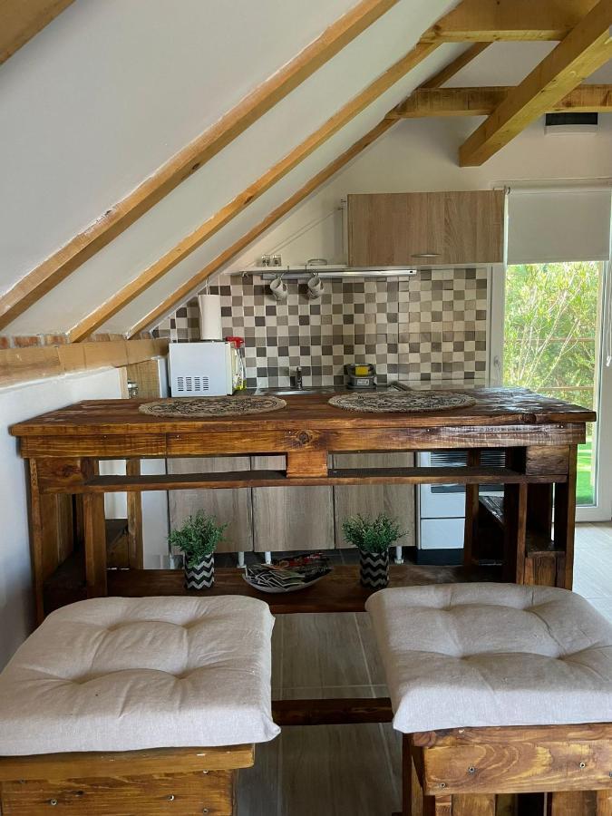 Apartmani Marija Zemun Zemun Polje Екстер'єр фото